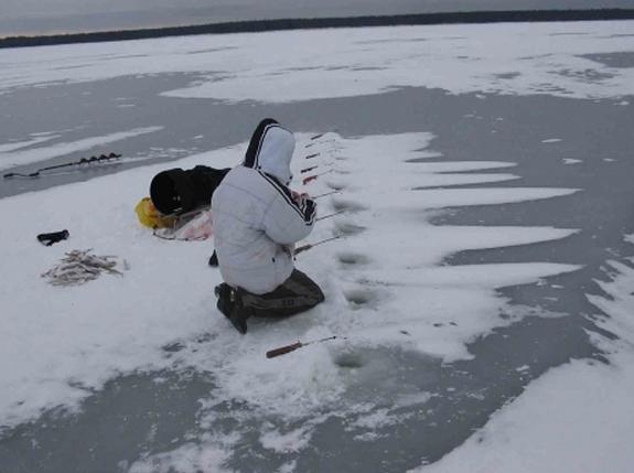 Рыбалка на Финском заливе на дамбе. Рыбалка в июне