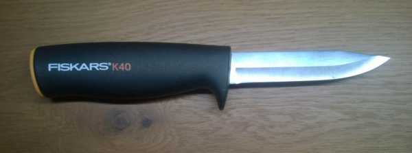 Fiskars K40: описание полевого ножа