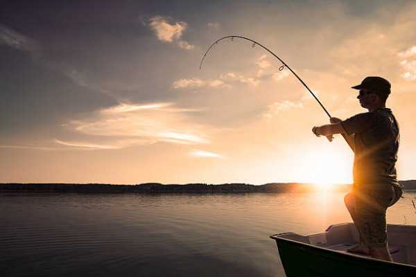 Самые благоприятные дни для рыбалки по месяцам летом